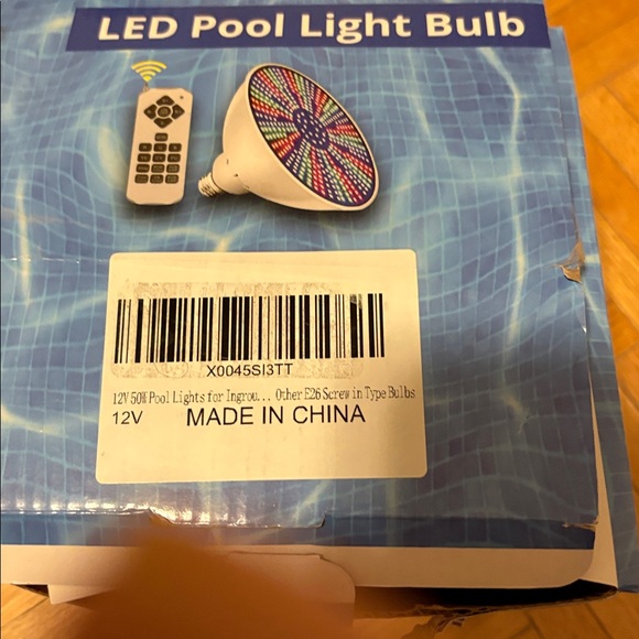 LED Pool Light Bulb with Remote NWOT - Picture 5 of 7